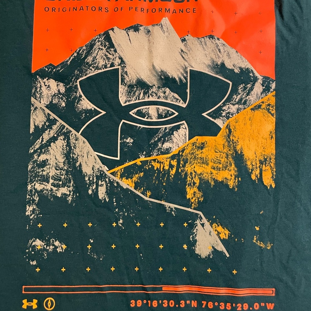 Under Armour Dark Green Loose Fit Tee
